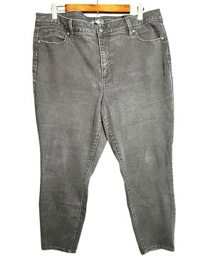 d.jeans Women’s 18W Black Stretch Straight Leg Jeans